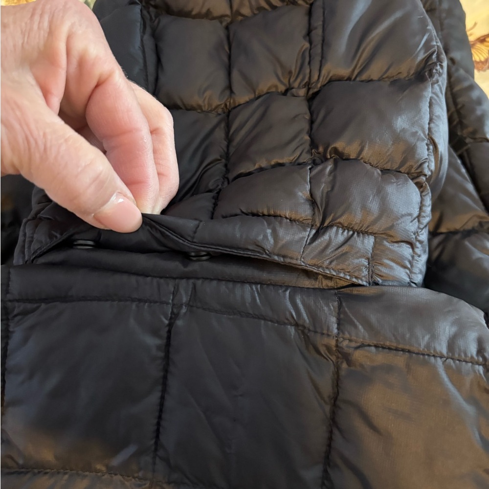 The North Face Thermoball jacket Boys S/P, 7/8 Black - Picture 11 of 14